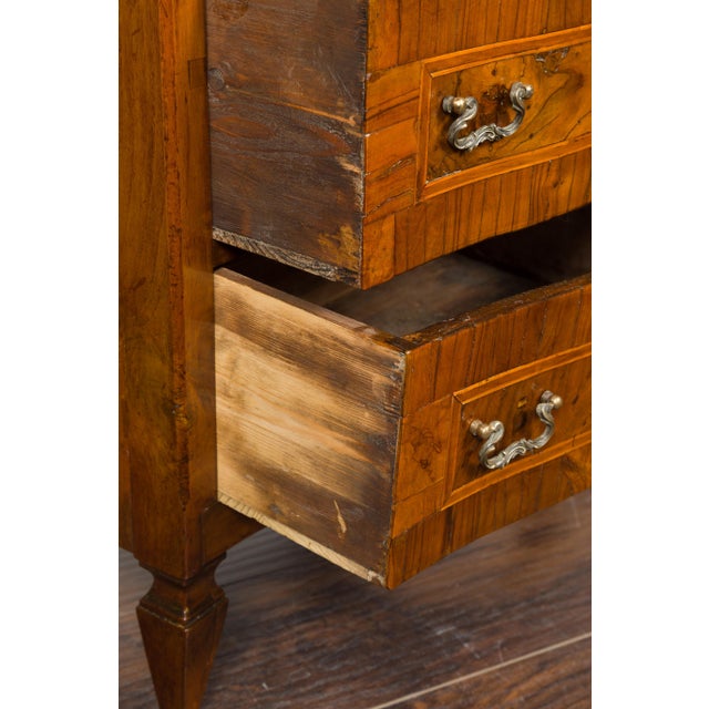 Italian 1800s Petite Walnut Three-Drawer Bow Front Chest with Banding For Sale - Image 4 of 12