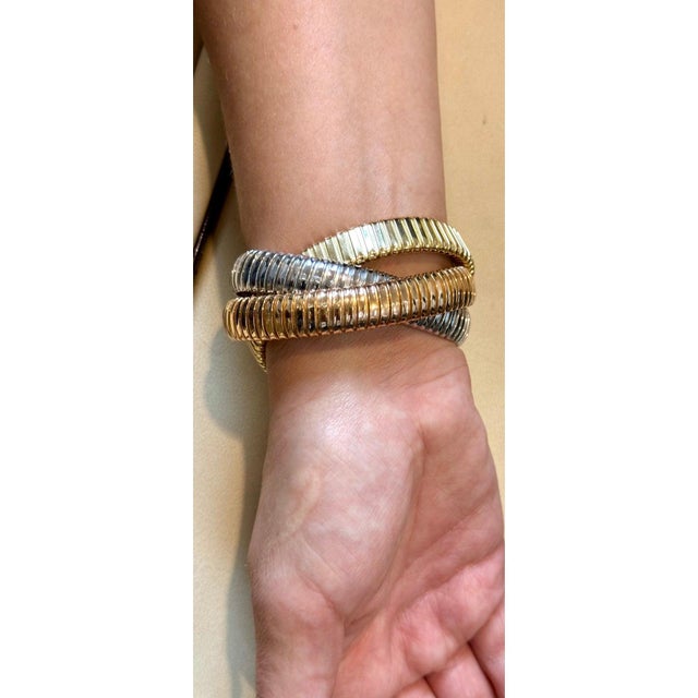Estate " H Gold" Tri Color Interwoven Rolling Stretch Bracelet 18yg, Rg, Wg 87Gm For Sale In New York - Image 6 of 17