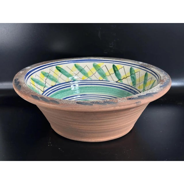 Ceramic Spanish Ceramic Lebrillo Plate with Painted Bird from Triana For Sale - Image 7 of 8