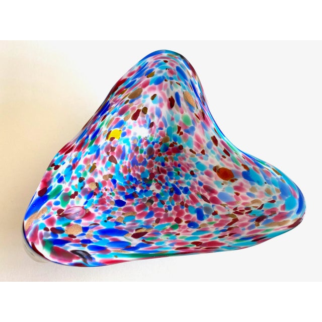 Vintage Mid Century Modernist Italy Multicolor Confetti Murano Art Glass Large Biomorphic Triangular Bowl For Sale - Image 11 of 13