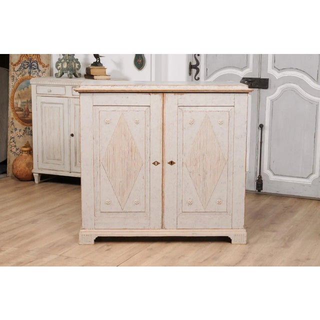 Gray 1820s Late Gustavian Period Swedish Buffet with Carved Reeded Diamond Motifs For Sale - Image 8 of 12