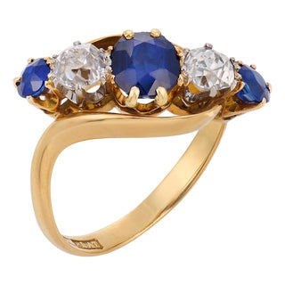 1910s Edwardian Sapphire Diamond 18k Yellow Gold Five Stone Ring, Size 6 For Sale