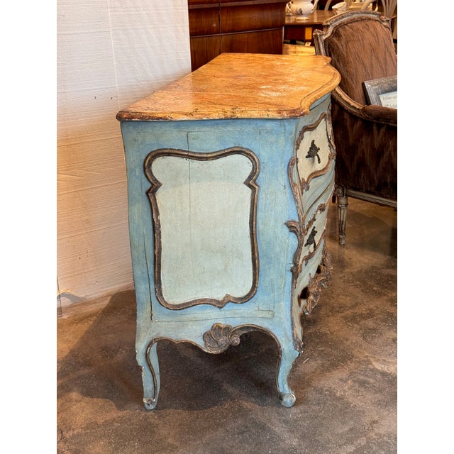 19th Century Venetian Painted Commode With Carved Detail For Sale - Image 6 of 12