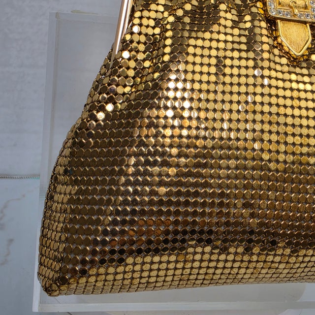 Mid 20th Century Whiting Davis Art Deco Rhinestone Clasp Hollywood Glam Gold Mesh Evening Bag For Sale - Image 13 of 18