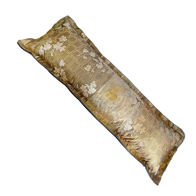 Japanese Silk Bolster Pillow, Gold Brocade, 1920s Obi For Sale In New York - Image 6 of 15