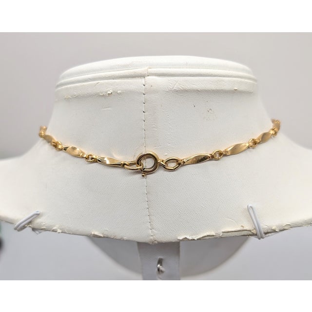 1970s Vintage 1973 Signed Napier Modernist Goldtone Cabochon Faux-Coral Pendant Necklace For Sale - Image 5 of 9