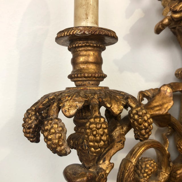 1990s Pair of Traditional Italian Hand-Carved Light Sconce For Sale - Image 5 of 13