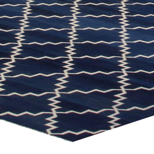 Modern Indian Dhurrie Blue, White Handmade Cotton Rug by Doris Leslie Blau For Sale In New York - Image 6 of 6