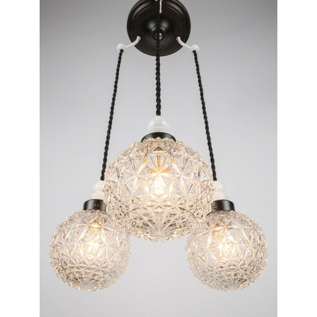Authentic Mid-Century Italian Crystal Cluster Chandelier – Faceted Spherical Glass, 1960s Modern Lighting For Sale - Image 6 of 7
