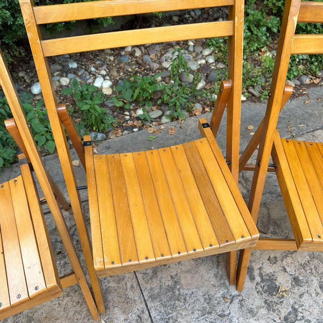 Mid-Century Modern Nevco Wood Slat Folding Chairs — Set of 4 For Sale - Image 4 of 9