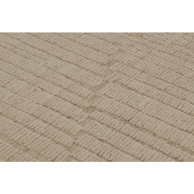 2010s Rug & Kilim’s Oversized Contemporary Textural Rug in Beige and Cream Tones For Sale - Image 5 of 8