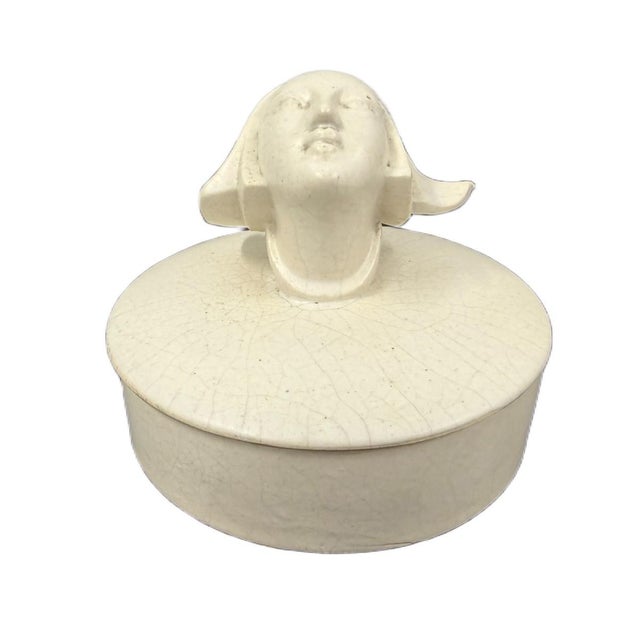 Art Deco 1930s Art Deco Japanese Ceramic Vanity Powder Box With Stylized Female Bust Handle For Sale - Image 3 of 6