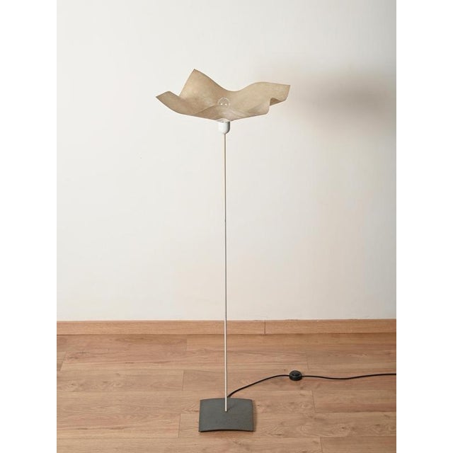 Magnificent and iconic "area 160" floor lamp, designed by mario bellini and produced by artemide in the 1970s. The lamp is...