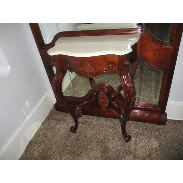 Chippendale 1950s Vintage Chippendale Style Carved Mahogany Floor Mirror With Marble-Top Console Table For Sale - Image 3 of 10