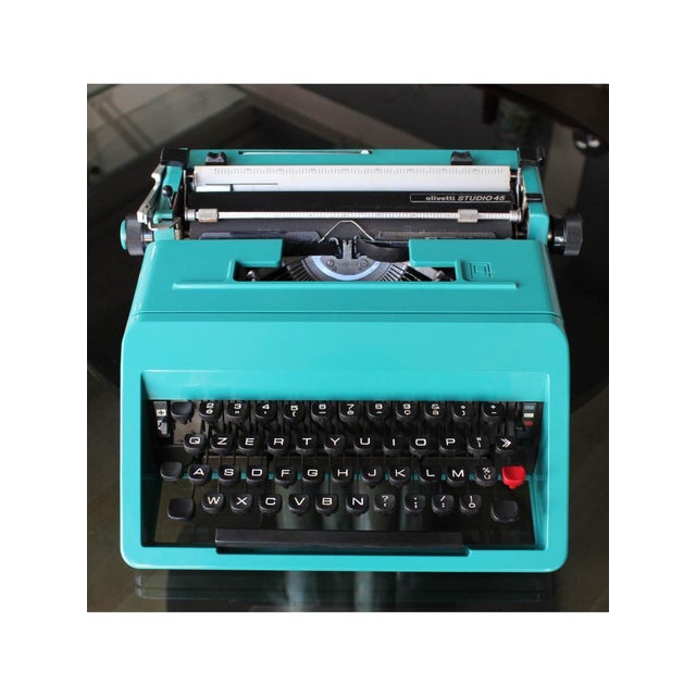 Plastic Studio 45 Typewriter by Olivetti, 1967 For Sale - Image 7 of 16