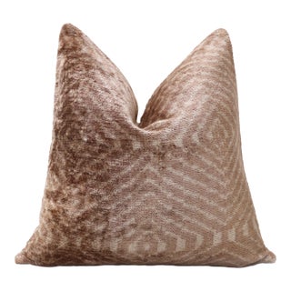 Hand-Knotted Silk Velvet Ikat Diamond Pillow - 16x16 Champagne & Toffee For Sale