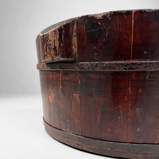 Lacquered Decorative Wooden Tub Tarai, Japan, 1910 For Sale - Image 15 of 17