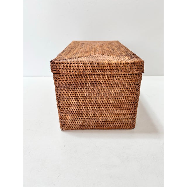 Late 20th Century Vintage Handwoven Rattan Lidded Storage Box With Toggle Closure For Sale - Image 5 of 9