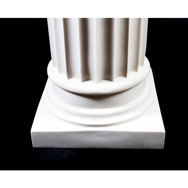 Marble Bust and Pedestal Depicting Roman Emperor Lucius Versus, Set of 2 For Sale - Image 15 of 18