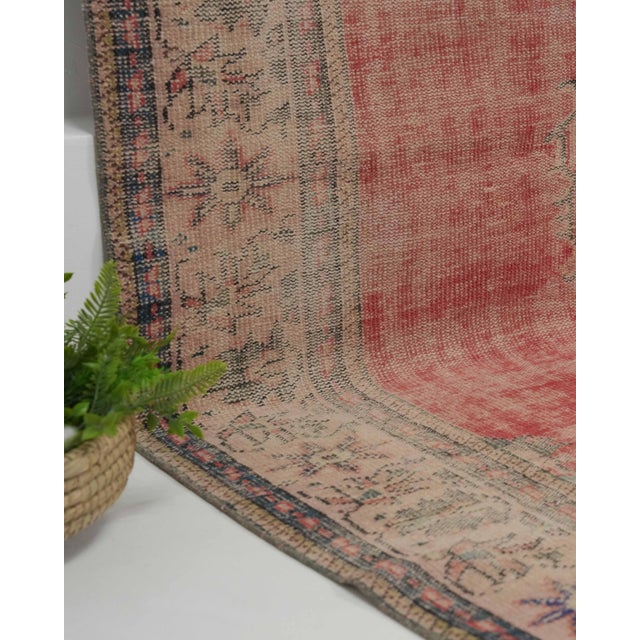 Textile 1970s Vintage Handmade Wool Cotton Pink Area Rug For Sale - Image 7 of 12