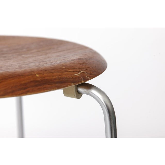 1950s Vintage Danish Stool by Arne Jacobsen for Fritz Hansen, 1950s For Sale - Image 5 of 7