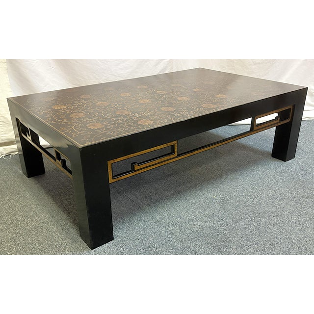 Vintage Chinoiserie Style Black Lacquer Coffee Table With Gold Floral Designs For Sale - Image 10 of 18