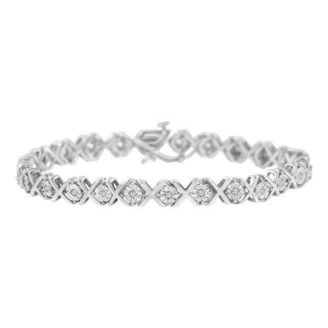 .925 Sterling Silver 1/4 Cttw Miracle Set Diamond "X" Link Bracelet (I-J Color, I3 Clarity) - 7.25" For Sale