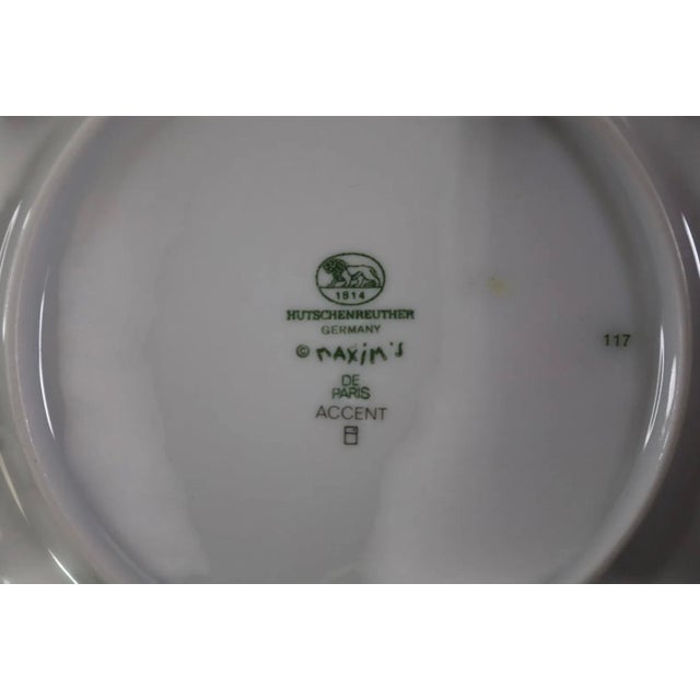 Hutschenreuther Mid Century Modern Maxim's De Paris Dinnerware Set. The set includes six , five piece place setting plus...