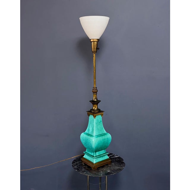 Edwin Cole 1950s Impressive Ceramic and Brass Table Lamp by Edwin Cole for Stiffel For Sale - Image 4 of 10