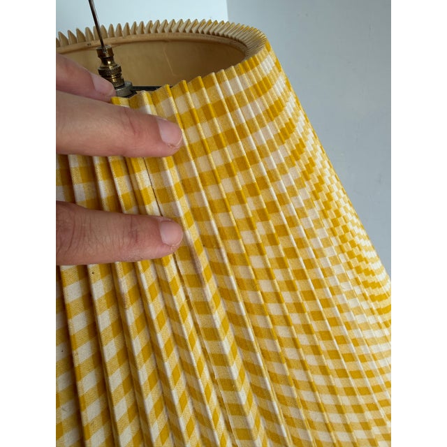 Textile Vintage Yellow Pleated Ginger Jar Table Lamp For Sale - Image 7 of 7