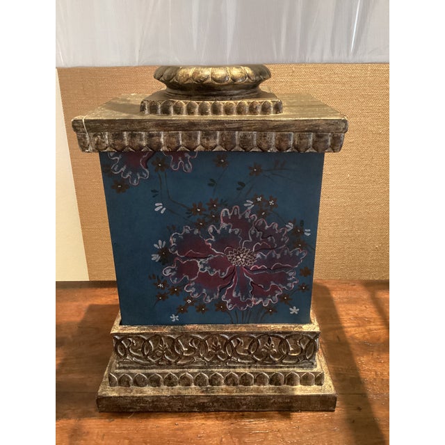 Chinoiserie Vintage Chinoiserie Teal Floral & Gilt Architectural Table Lamps - a Pair For Sale - Image 3 of 12