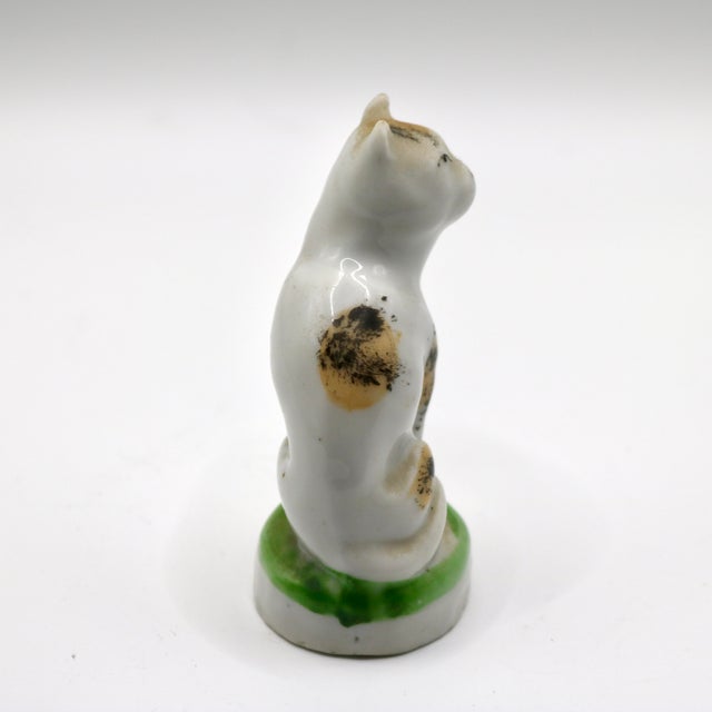 Antique English Staffordshire Miniature Pottery Seated Cat, C. 1850–1880 For Sale In Cincinnati - Image 6 of 10
