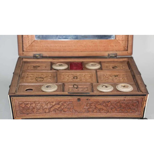 Wood Anglo-Indian large Footed Box with Lidded Compartments, 19th Century For Sale - Image 7 of 11