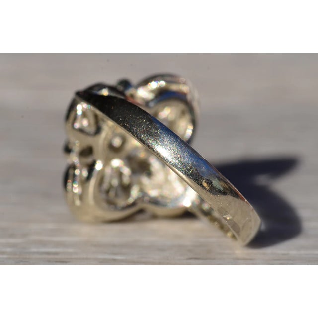 Early 20th Century The Crimson Ridge: Ladies Antique 14K White Gold Diamond Princess Ring For Sale - Image 5 of 10