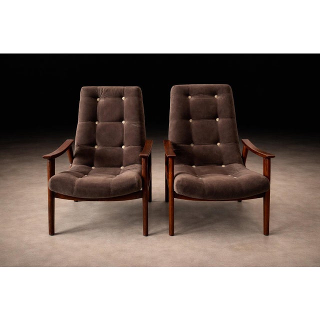 Wood Brazilian Modern Pair of Armchairs in Brazilian Hardwood & Fabric, Gelli, Brazil, 1960s - Lot 508 For Sale - Image 7 of 16