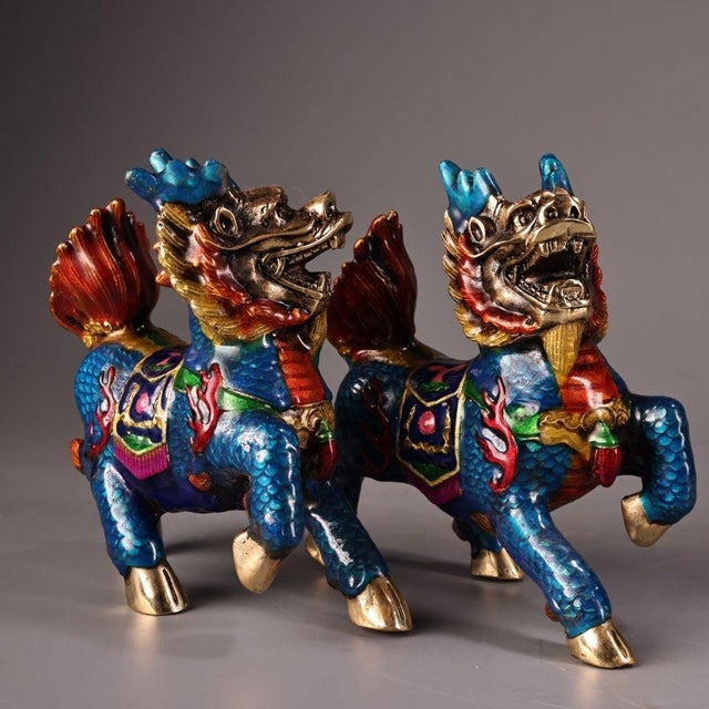 Traditional Late 19th Century Pair of Cloisonné Enamel Qilin Statues, Mythical Beast Figures, 700g Each For Sale - Image 3 of 8