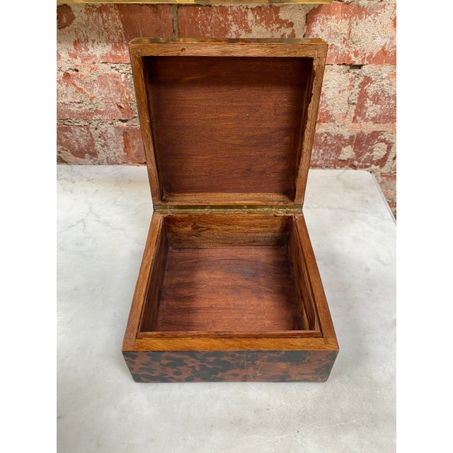 1980s 1980s Italian Vintage Decorative Oversize Box For Sale - Image 5 of 6