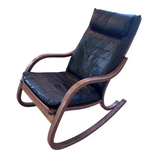 1970s Mid-Century Modern Rocker With Wood Base and Leather Seat For Sale