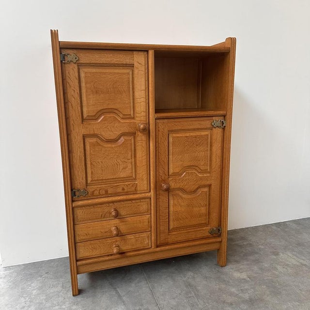 Oak Cabinet by Guillerme et Chambron for Votre Maison, France, 1960s For Sale - Image 12 of 12