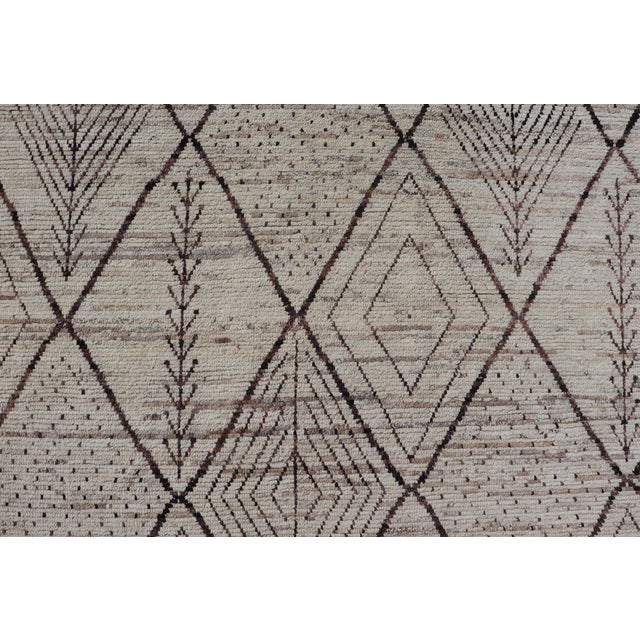 Large Modern Moroccan Hand-Knotted Rug W/ Tribal Diamond Design in Natural Tones 10'2 X 13'10 For Sale In Atlanta - Image 6 of 10