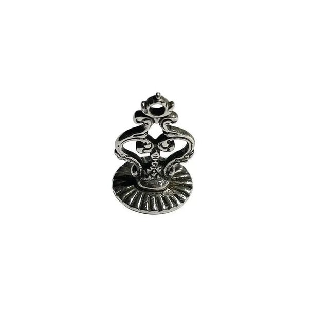 Dutch 18th Century Fob seal with coat of arms A Dutch 18th Century silver fob seal with coat of arms. A lacquer...