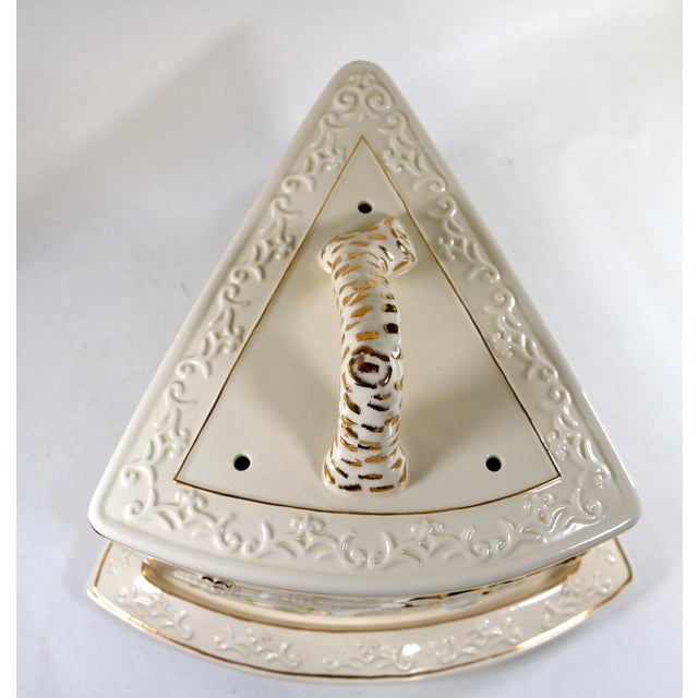 Late 20th Century Vintage Abigails Gold-Trimmed Floral Porcelain Covered Cheese Wedge Dome & Tray For Sale - Image 5 of 15