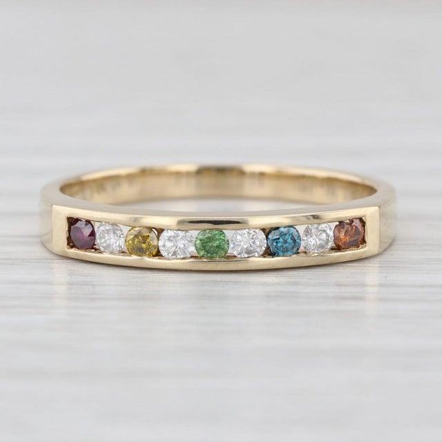 Modern 0.22ctw Multicolor Diamond Ring 14k Gold Stackable Wedding Band Size 6.75 For Sale - Image 3 of 8