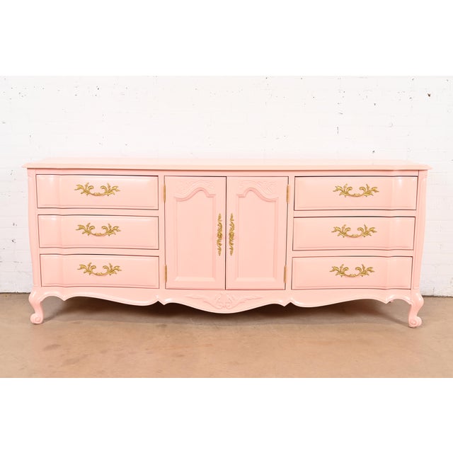 White Furniture French Provincial Louis XV Pink Lacquered Triple Dresser, Newly Refinished For Sale - Image 12 of 12