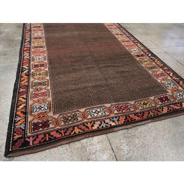 Galerie Shabab Collection Mid-20th Century Handmade Turkish Tribal Gallery Rug For Sale In New York - Image 6 of 8