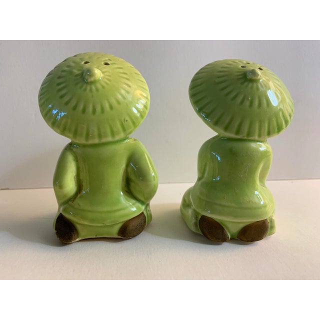 Chinoiserie 1940 Chinoiserie Salt and Pepper Shakers - Set of 2 For Sale - Image 3 of 7