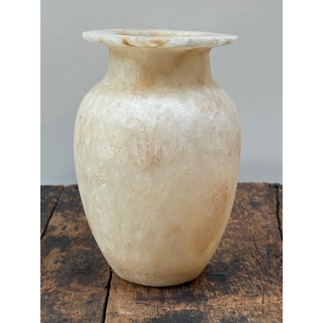 20th Century Egyptian Alabaster Vase For Sale In Los Angeles - Image 6 of 9