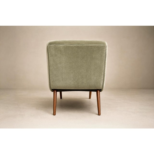 Brazilian Modern Chaise Lounge in Caviúna and Light Aloe Sage Mohair, 1950s For Sale - Image 13 of 18