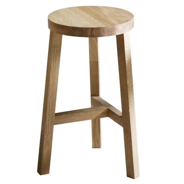 Lonna bar stool, oak by Made By Choice (Medium) Dimensions: 34 x 34 x 66 cm Materials: Oak Also Available: Ash, Black,...