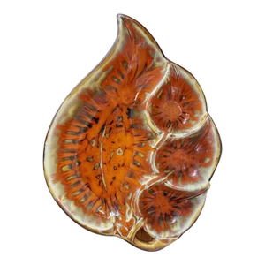 1960s Mid-Century Modern Van Nuys, California Leaf Shaped Glazed Divided Pottery Platter Chip & Dip Centerpiece
